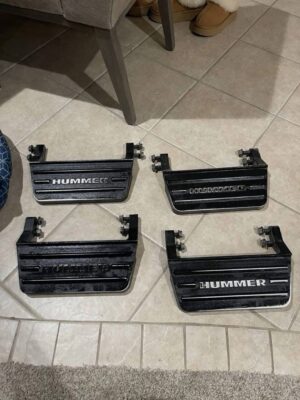 Hummer H2 Limited Edition U Step