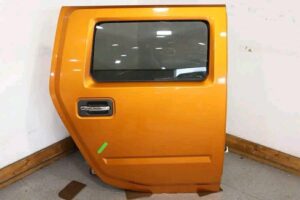 2, 
03-09 Hummer H2
Passenger right RH rear door shell (Fushion orange 55u)