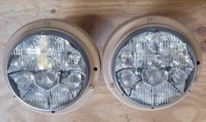 NEW OEM LED Headlights HUMVEE M998 HUMMER
HMMWV M35A2 M35 M939 M809